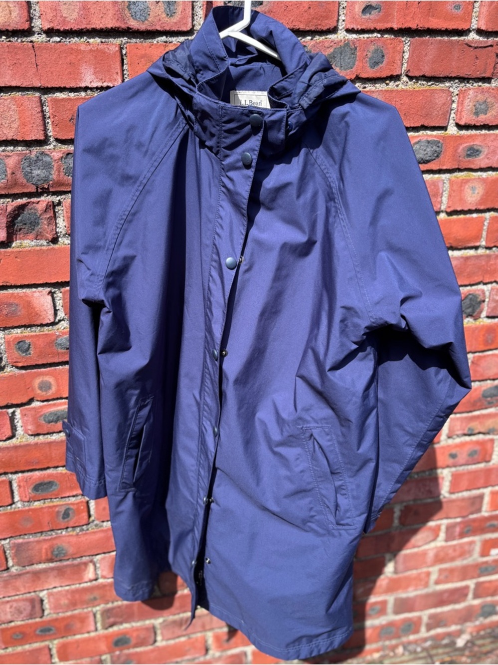L.L.Bean Navy Rain Jacket Womens L Hooded Waterproof Coat Lightweight Outdoor